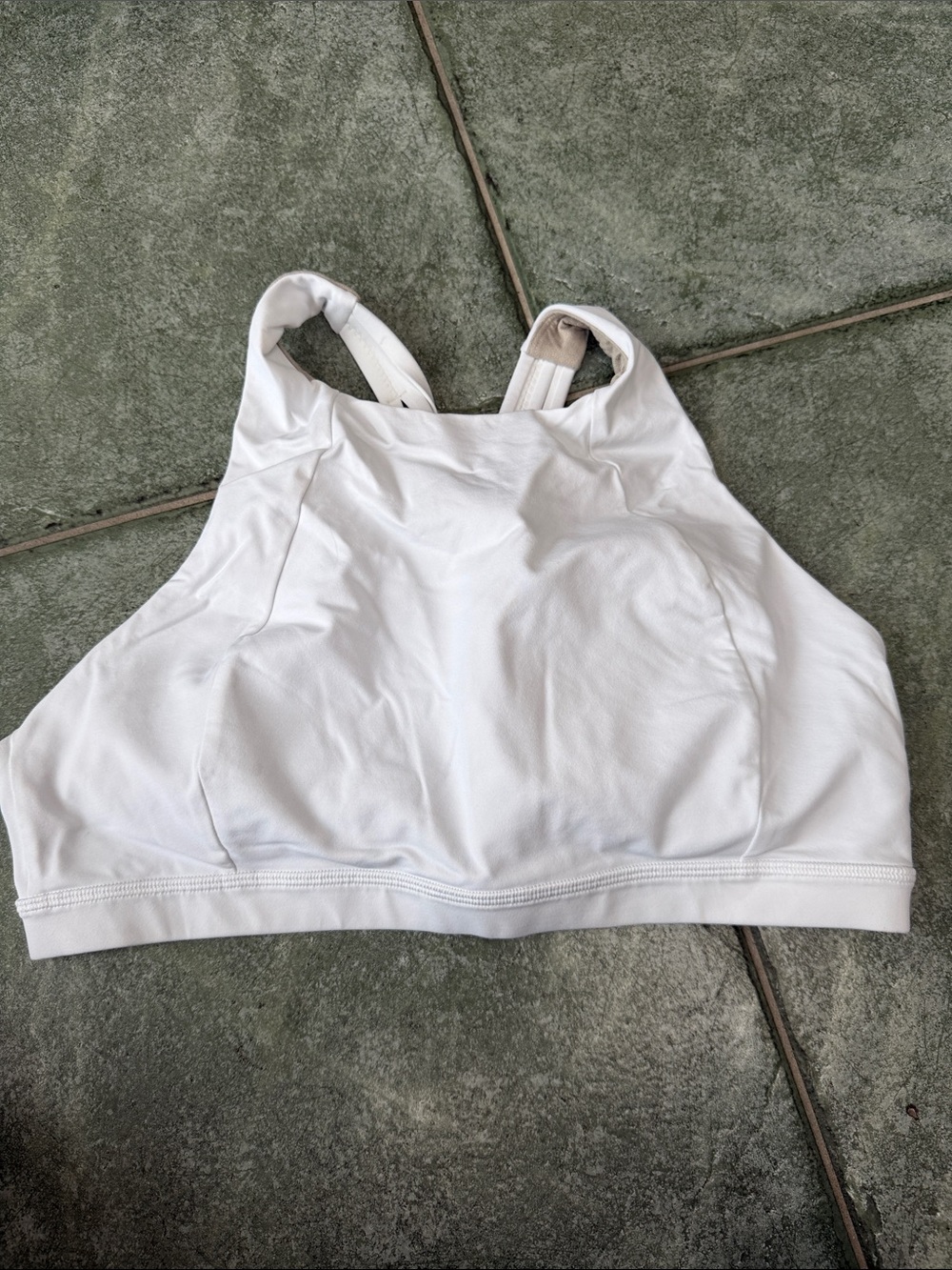Lululemon high neck sports bra